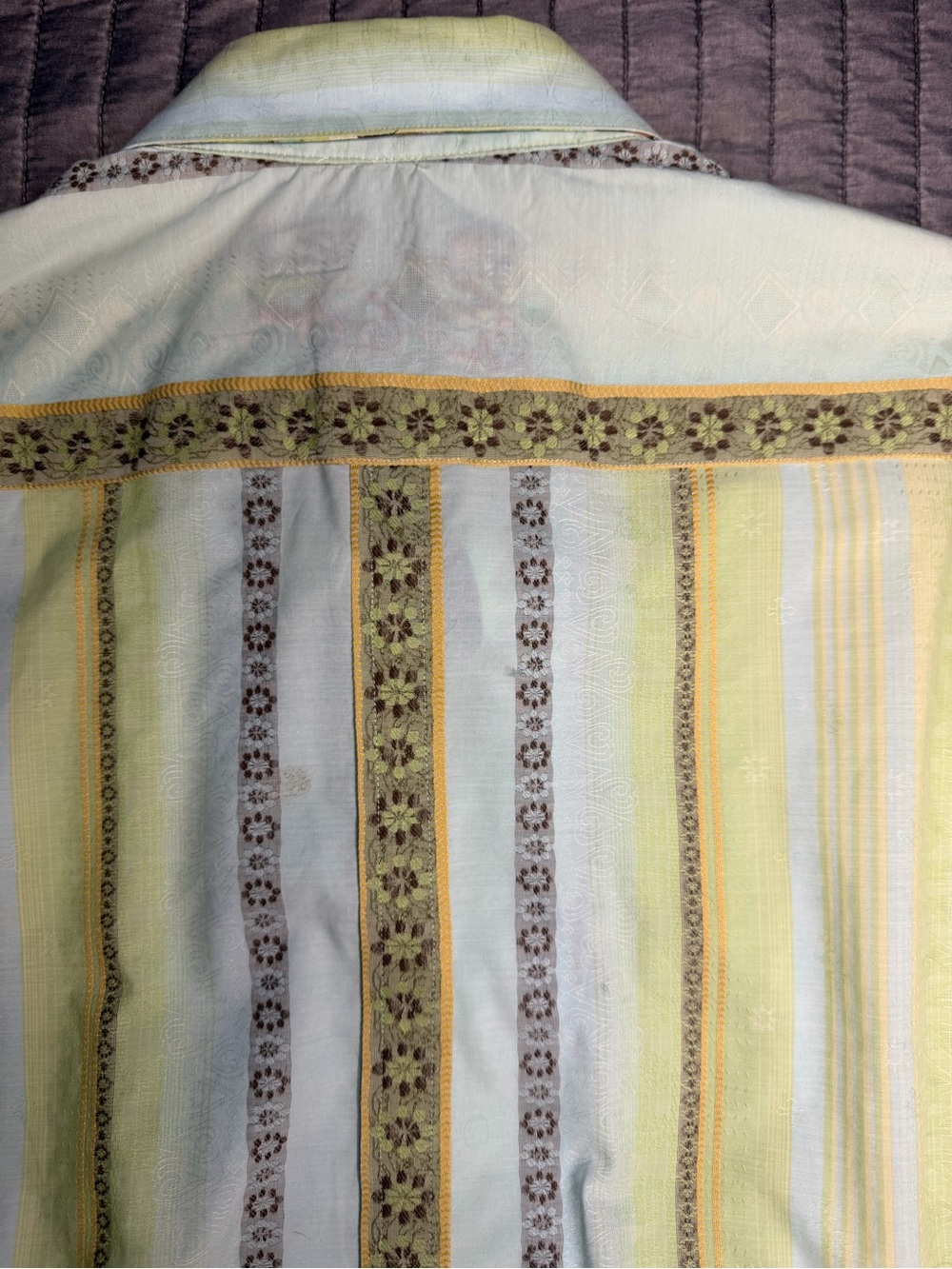 Robert Graham Pale Green and Cream Striped Button-Down Shirt L - Picture 8 of 14